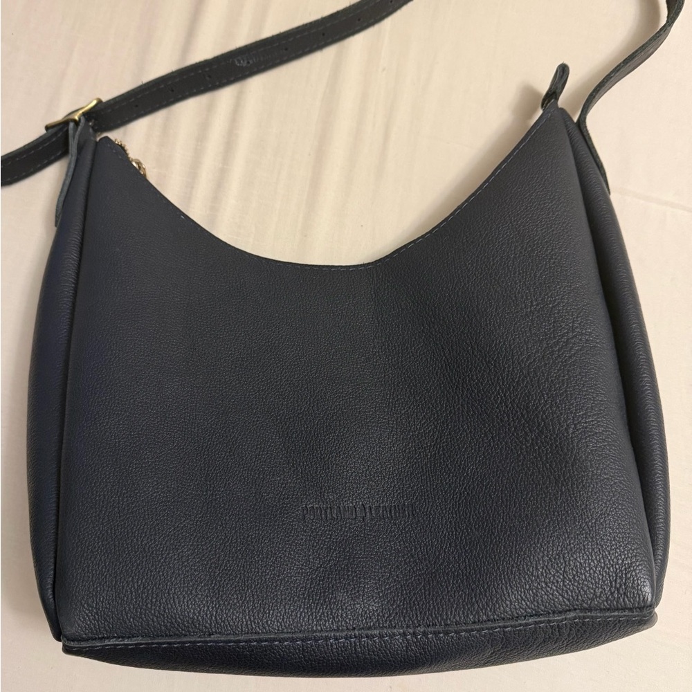 Portland Leather Aspen Shoulder Bag - medium